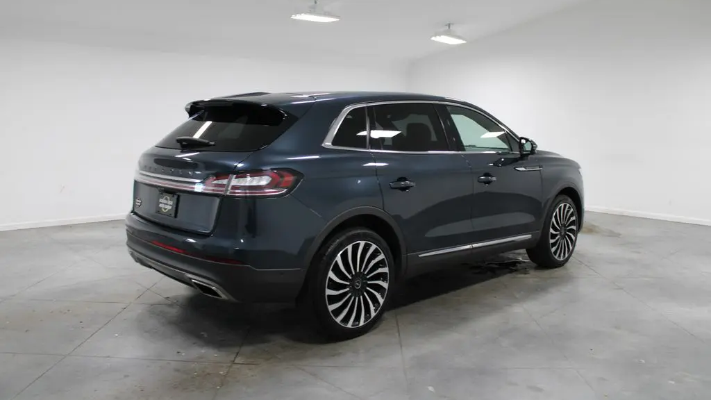 2023 Lincoln Nautilus Black Label
