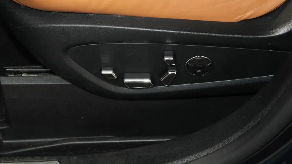 2023 Lincoln Nautilus Black Label