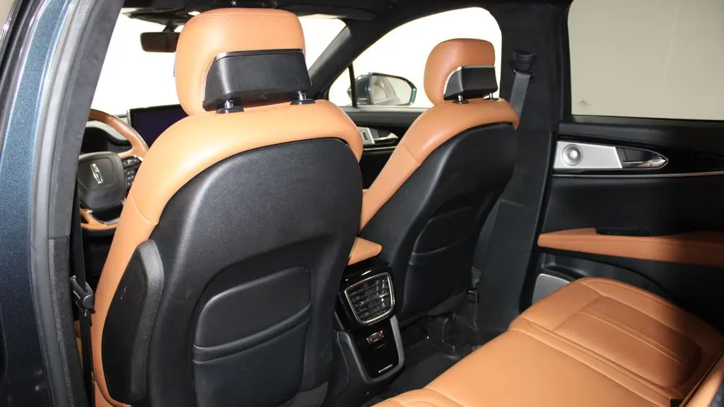 2023 Lincoln Nautilus Black Label