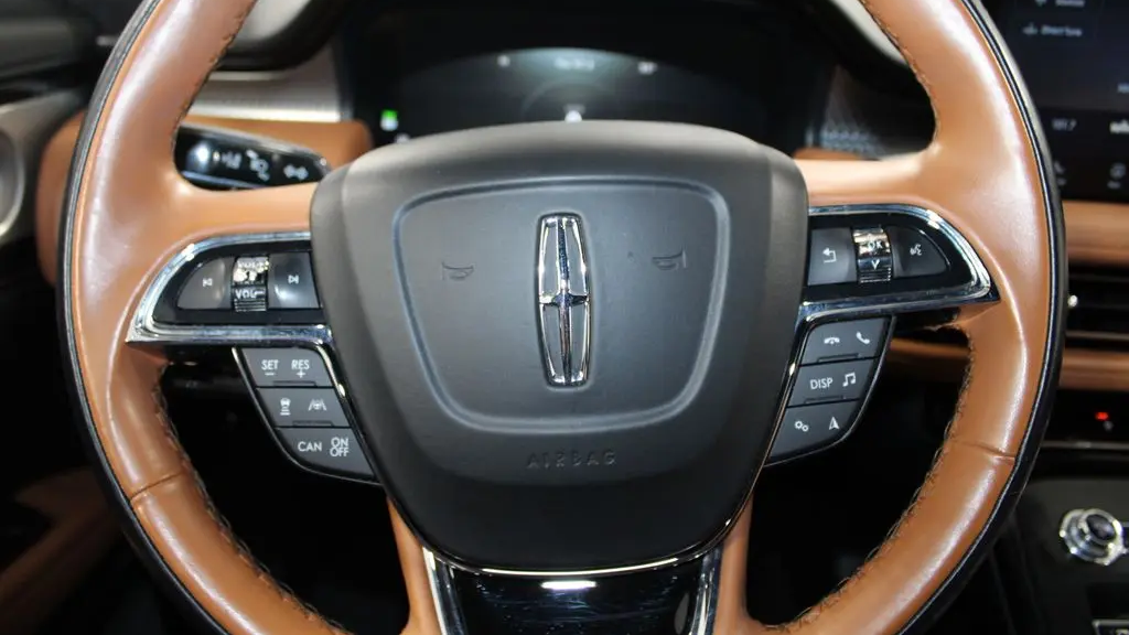 2023 Lincoln Nautilus Black Label