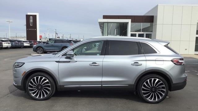 2022 Lincoln Nautilus Black Label