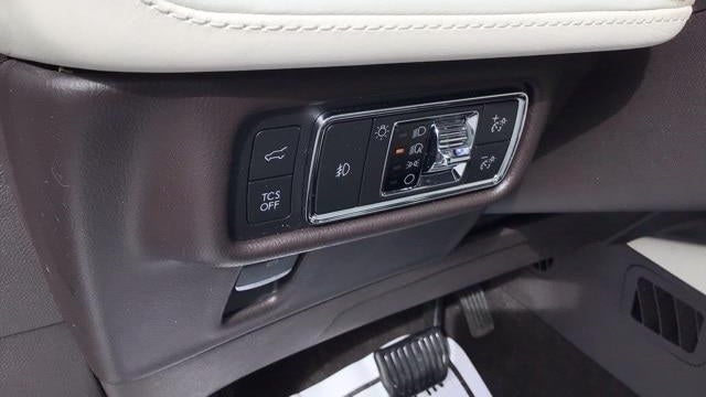 2022 Lincoln Nautilus Black Label