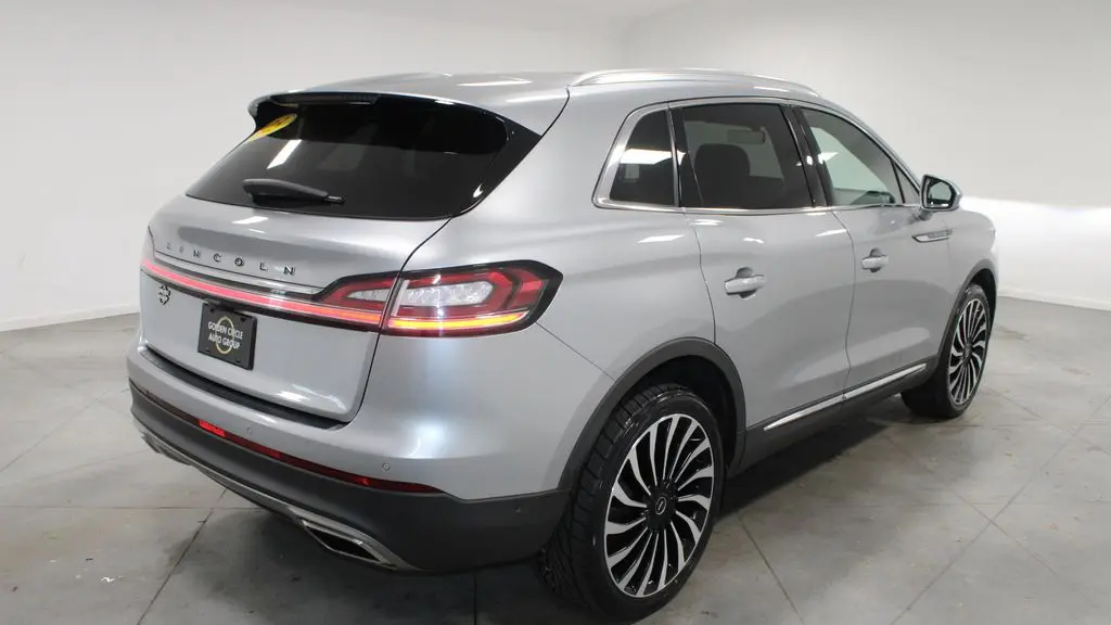2023 Lincoln Nautilus Black Label