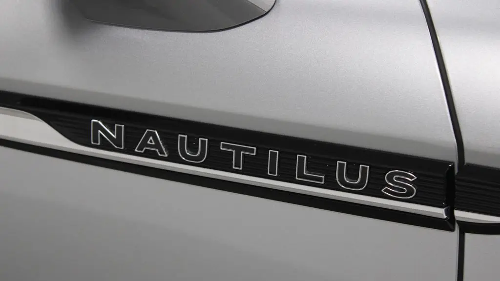 2023 Lincoln Nautilus Black Label