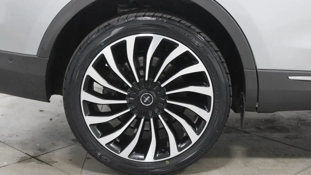 2023 Lincoln Nautilus Black Label