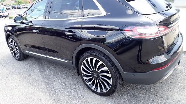 2019 Lincoln Nautilus Black Label