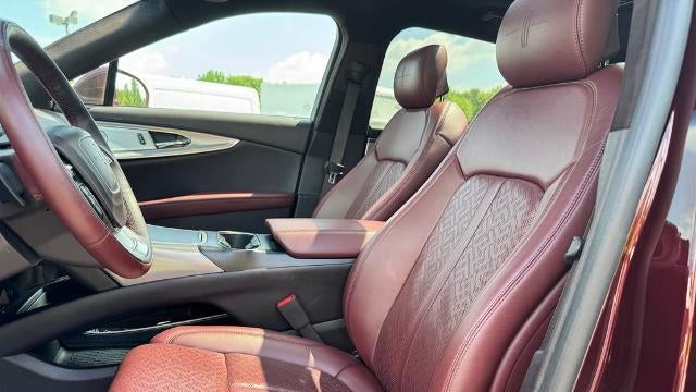 2019 Lincoln Nautilus Black Label