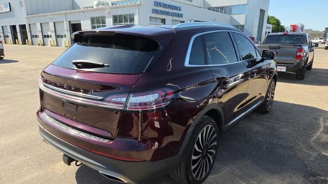 2023 Lincoln Nautilus Black Label