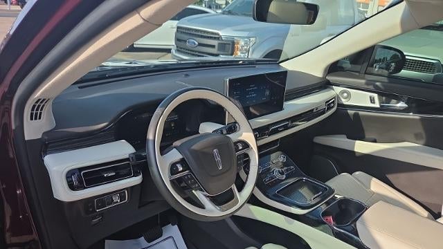 2023 Lincoln Nautilus Black Label