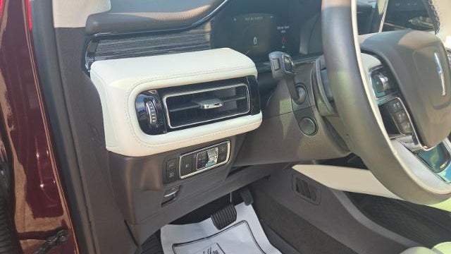 2023 Lincoln Nautilus Black Label