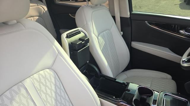 2023 Lincoln Nautilus Black Label