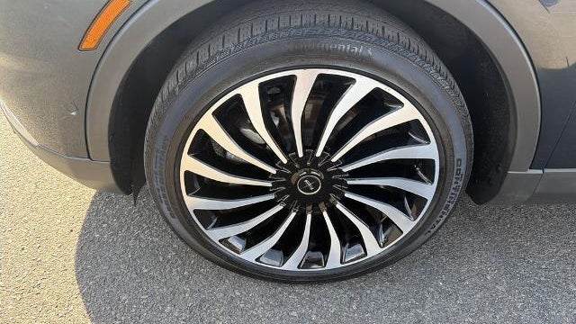 2023 Lincoln Nautilus Black Label