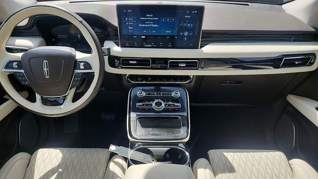 2023 Lincoln Nautilus Black Label
