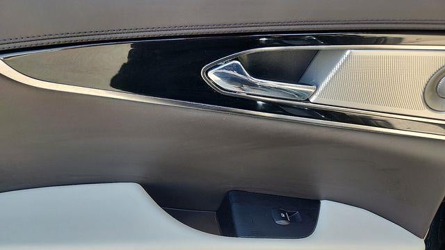 2023 Lincoln Nautilus Black Label