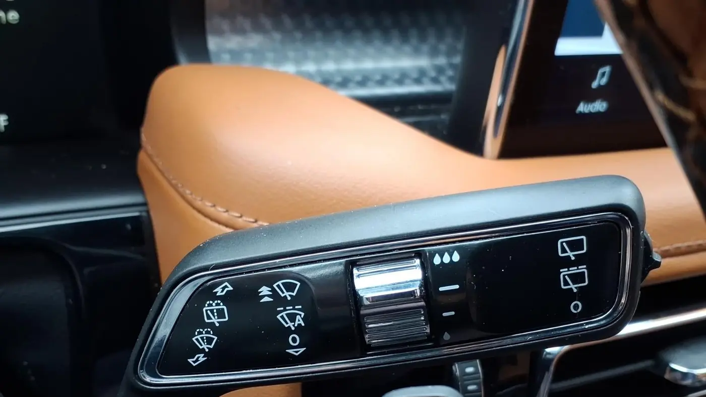 2022 Lincoln Nautilus Black Label