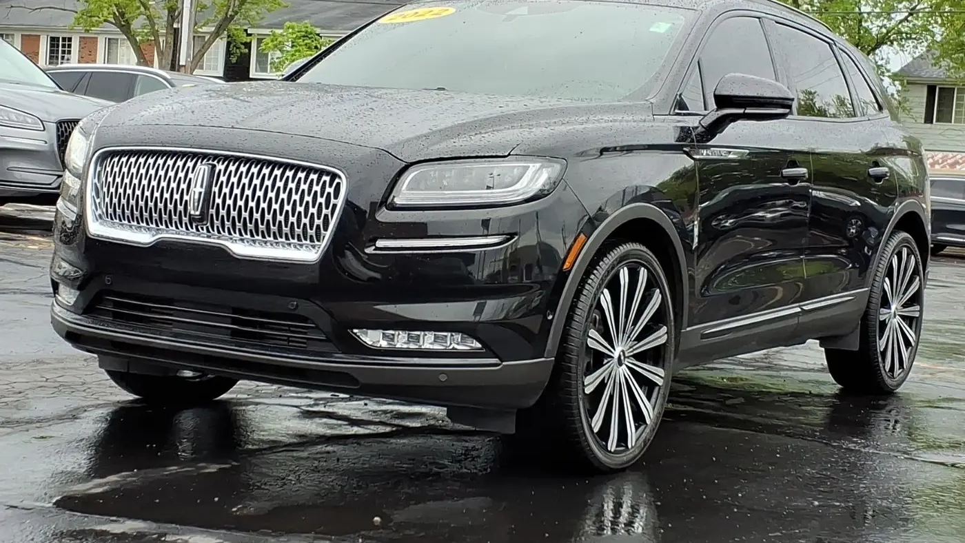 2022 Lincoln Nautilus Black Label