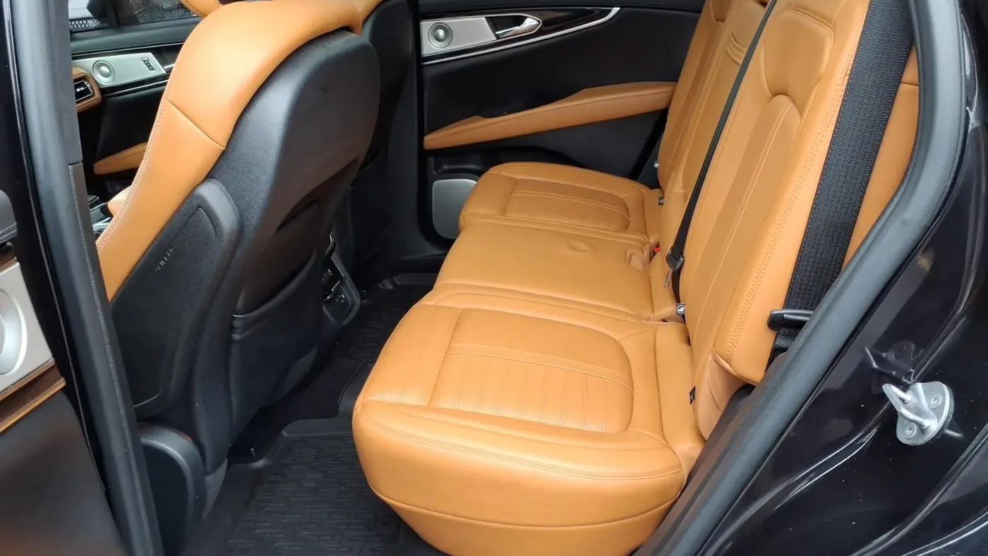 2022 Lincoln Nautilus Black Label