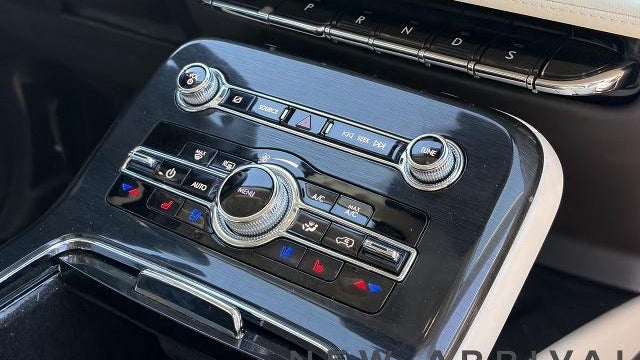 2023 Lincoln Nautilus Black Label