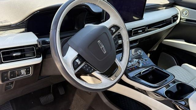 2023 Lincoln Nautilus Black Label