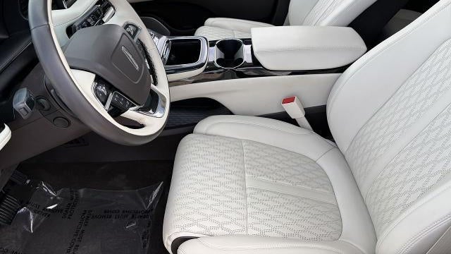 2023 Lincoln Nautilus Black Label