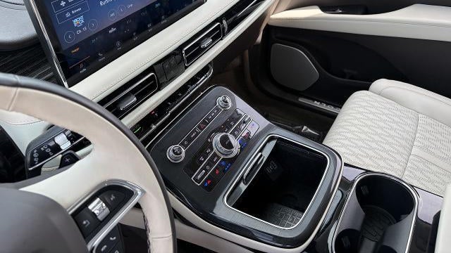 2023 Lincoln Nautilus Black Label