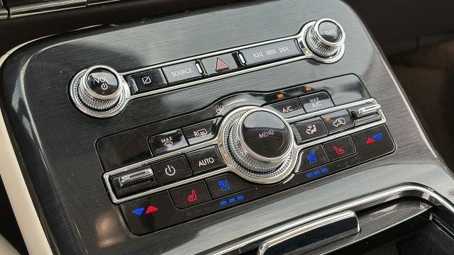 2023 Lincoln Nautilus Black Label