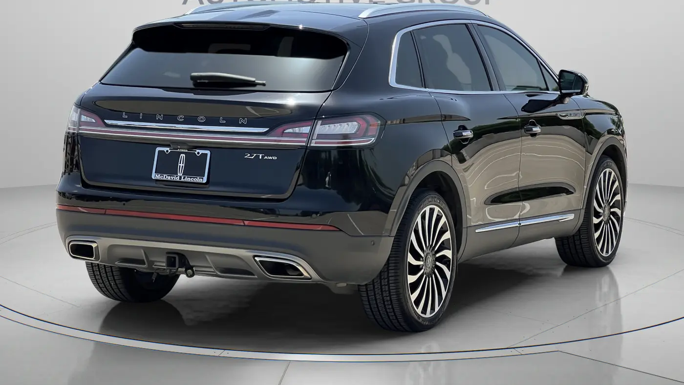 2020 Lincoln Nautilus Black Label