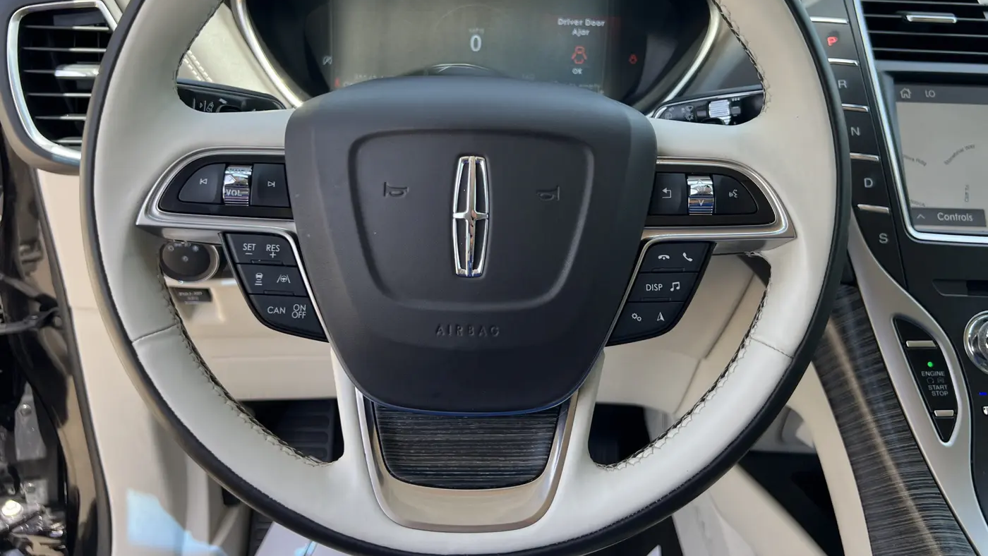 2020 Lincoln Nautilus Black Label