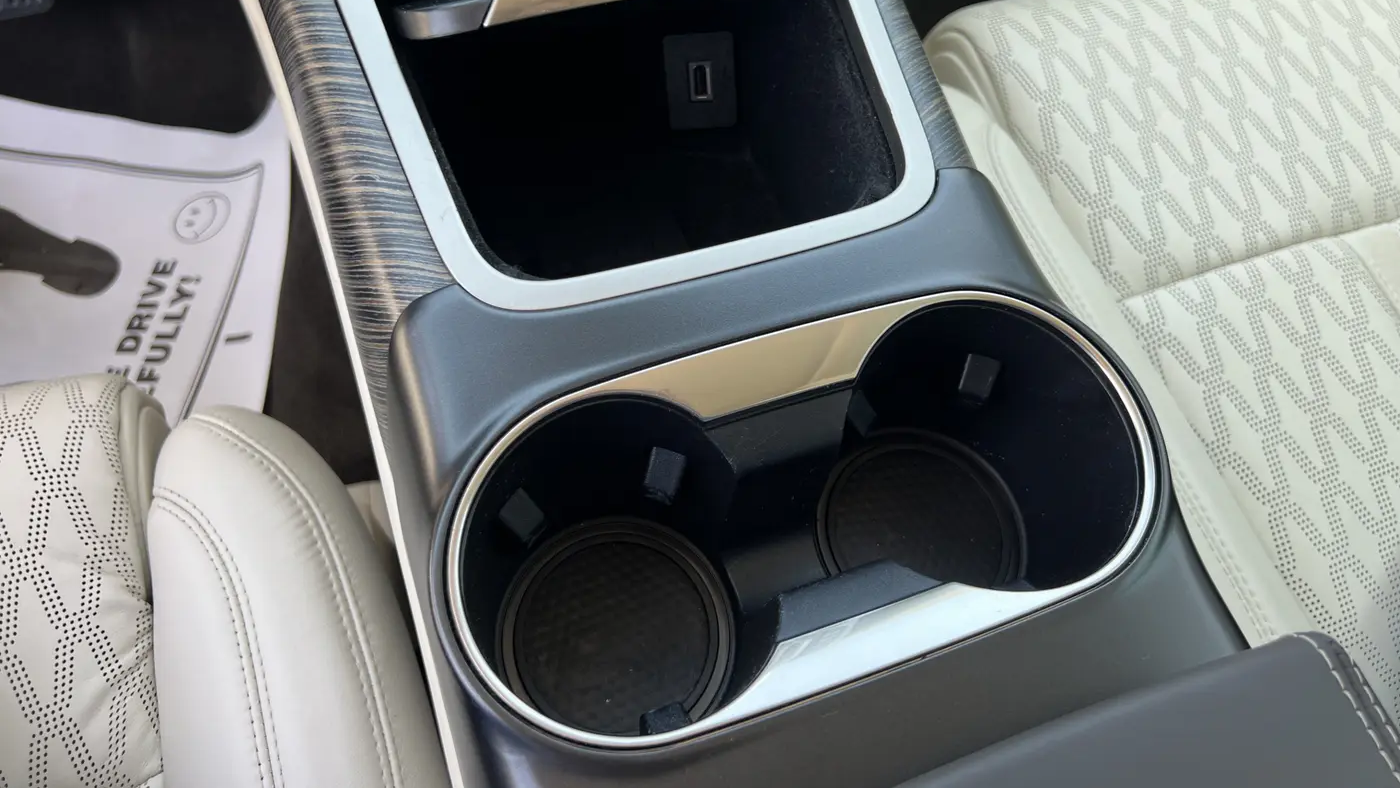 2020 Lincoln Nautilus Black Label