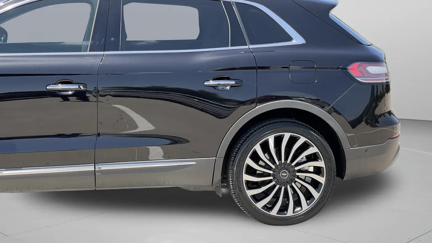 2020 Lincoln Nautilus Black Label