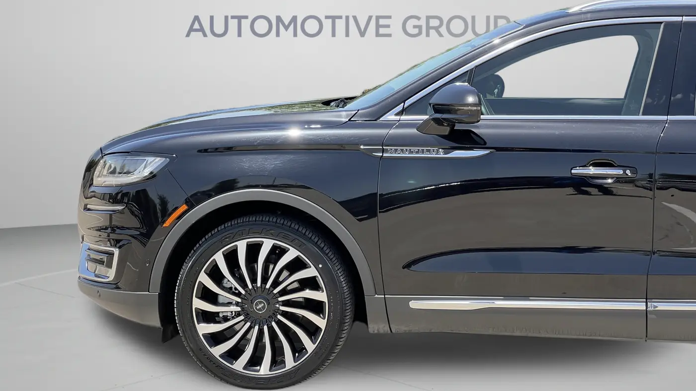 2020 Lincoln Nautilus Black Label