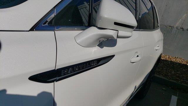 2023 Lincoln Nautilus Black Label