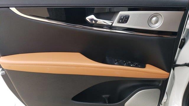 2023 Lincoln Nautilus Black Label