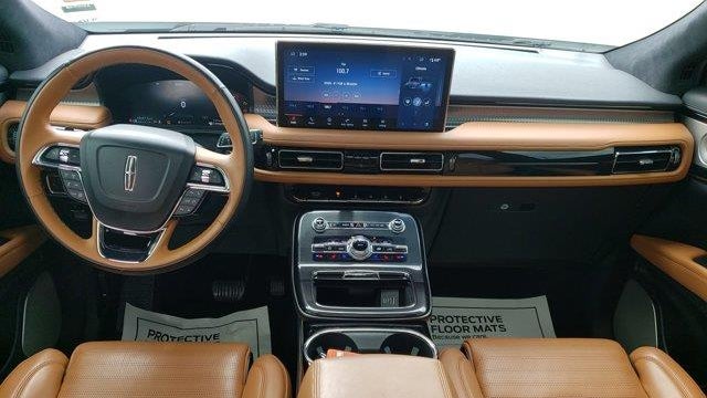 2023 Lincoln Nautilus Black Label