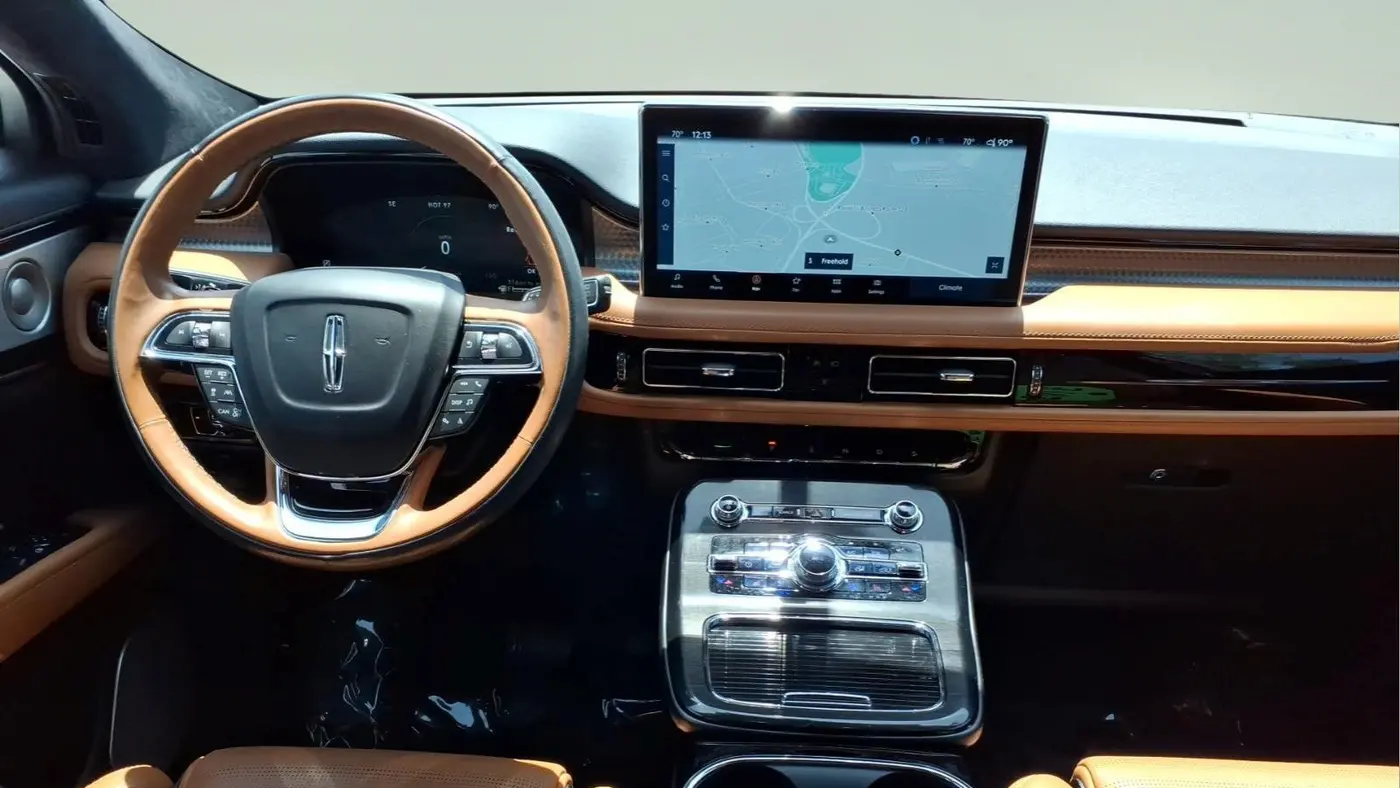 2023 Lincoln Nautilus Black Label