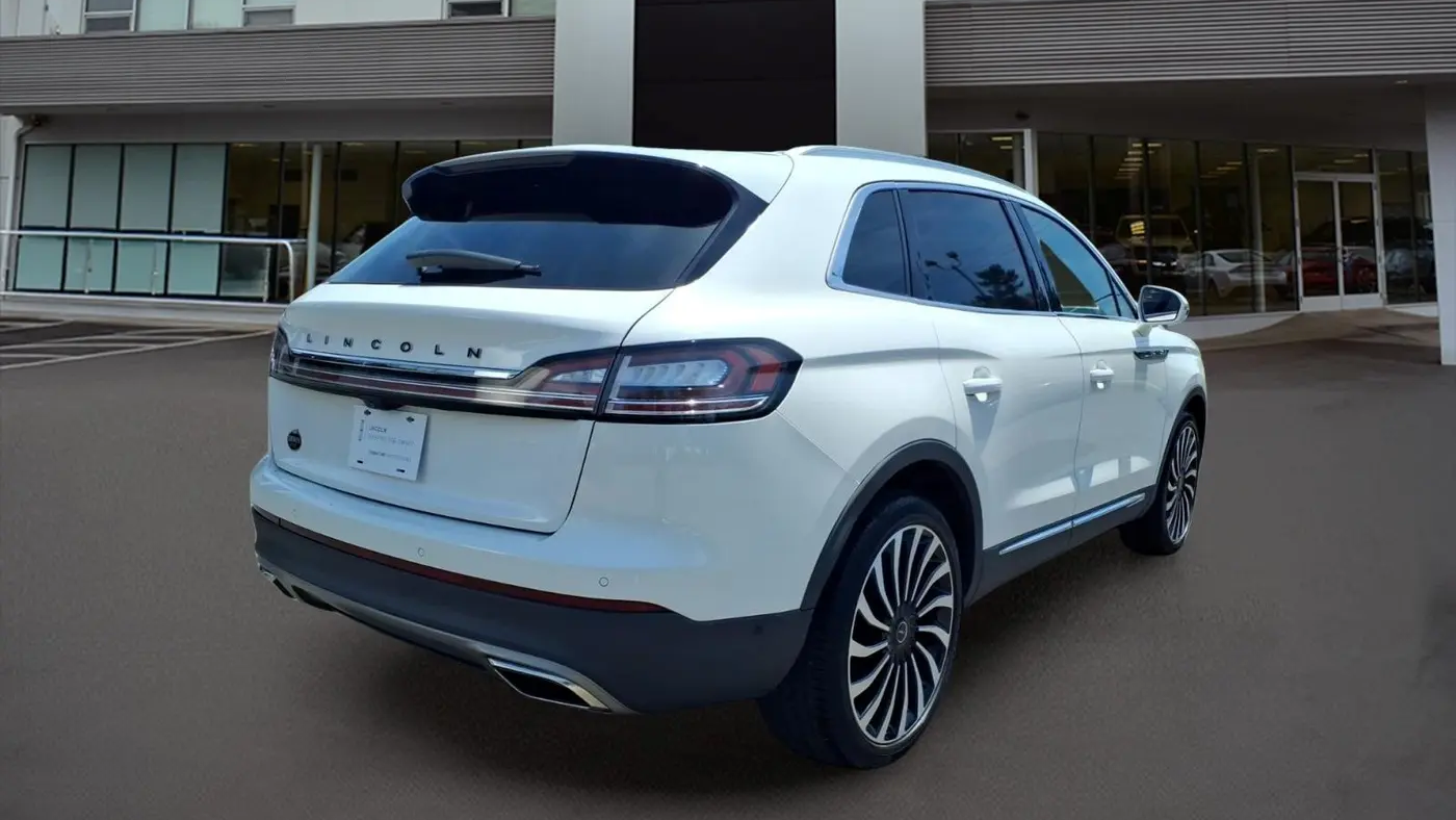 2023 Lincoln Nautilus Black Label