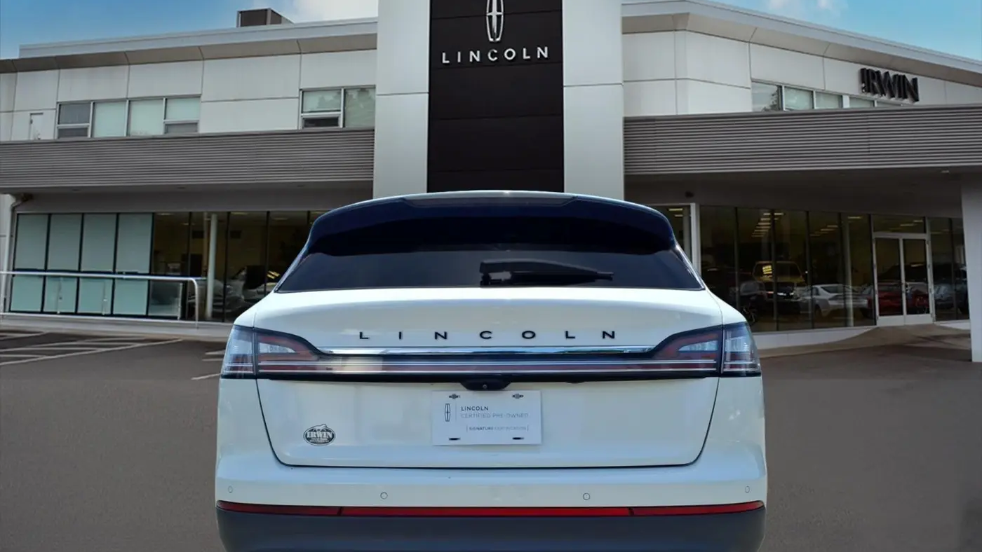 2023 Lincoln Nautilus Black Label