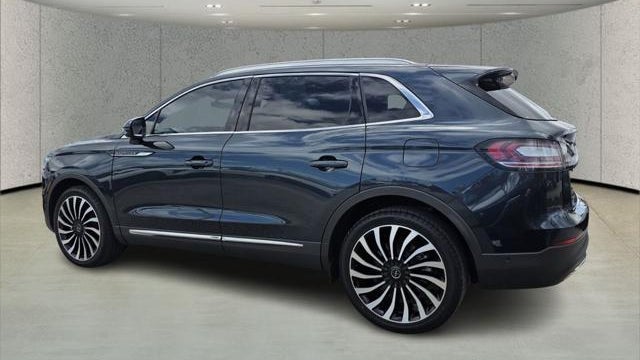2023 Lincoln Nautilus Black Label