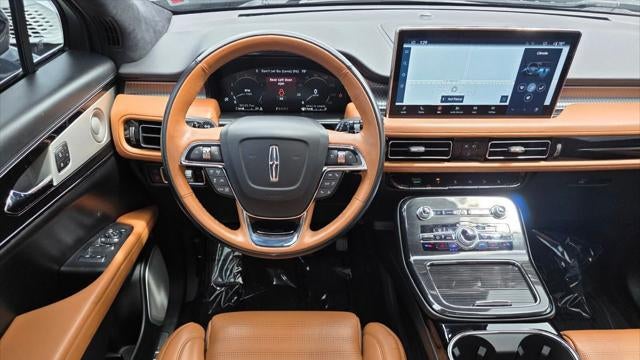 2023 Lincoln Nautilus Black Label