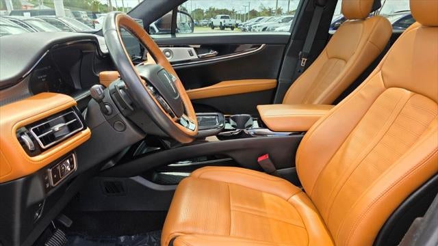 2023 Lincoln Nautilus Black Label