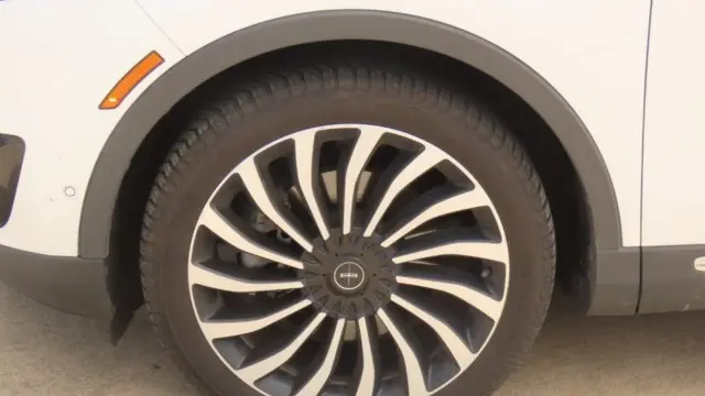 2019 Lincoln Nautilus Black Label