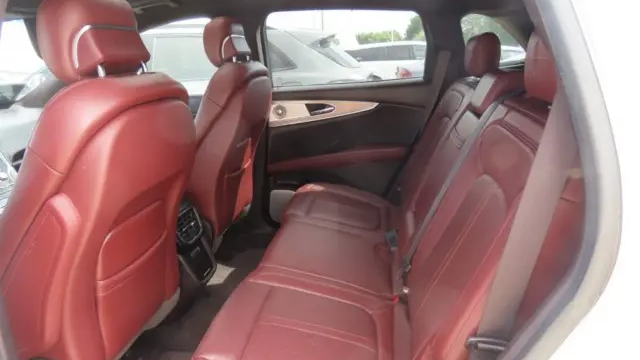 2019 Lincoln Nautilus Black Label