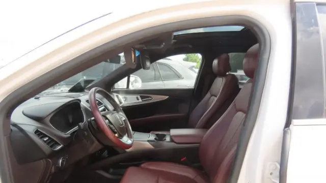 2019 Lincoln Nautilus Black Label