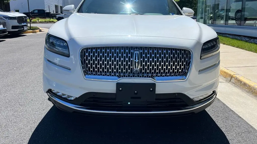 2022 Lincoln Nautilus Black Label