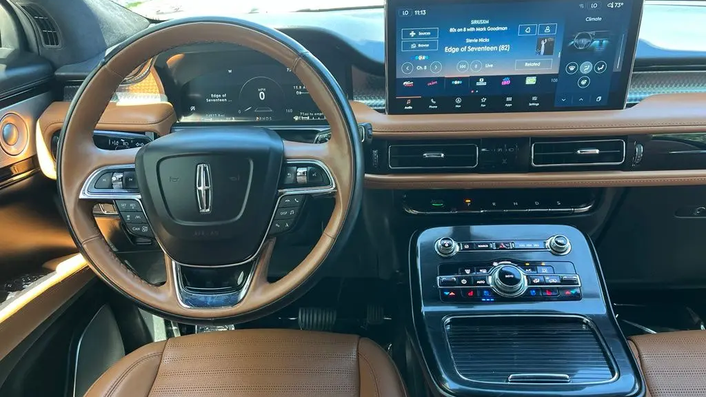 2022 Lincoln Nautilus Black Label