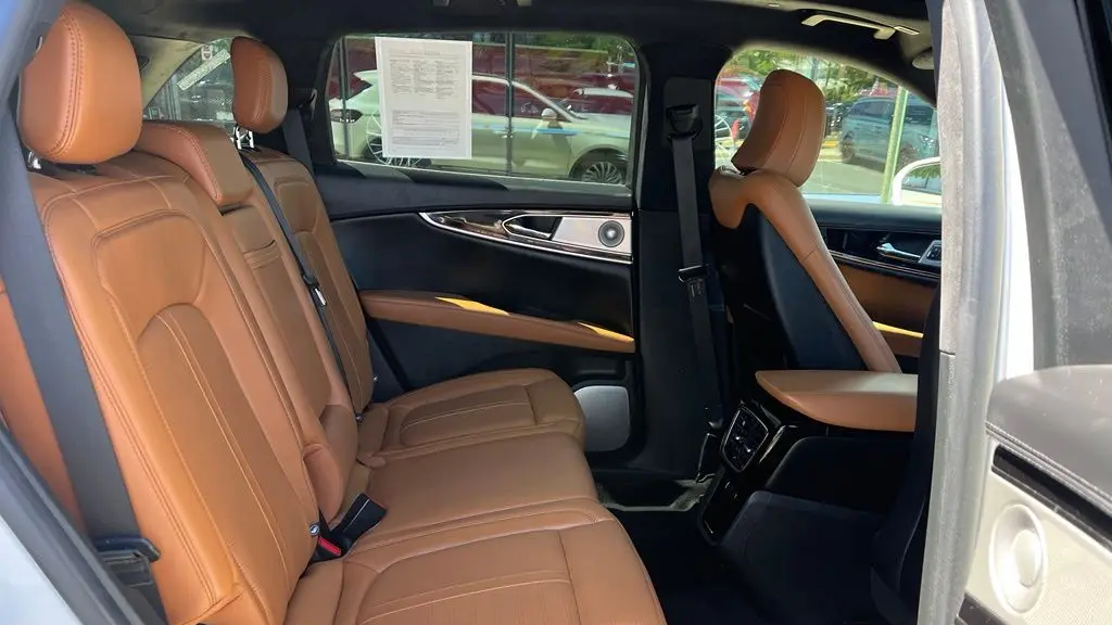 2022 Lincoln Nautilus Black Label