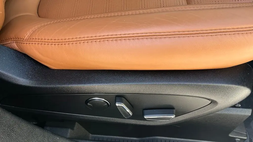 2022 Lincoln Nautilus Black Label