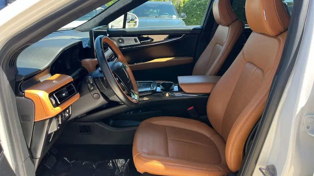 2022 Lincoln Nautilus Black Label