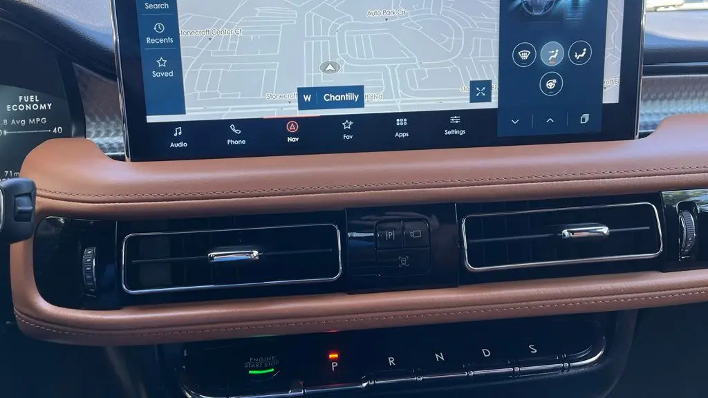 2022 Lincoln Nautilus Black Label