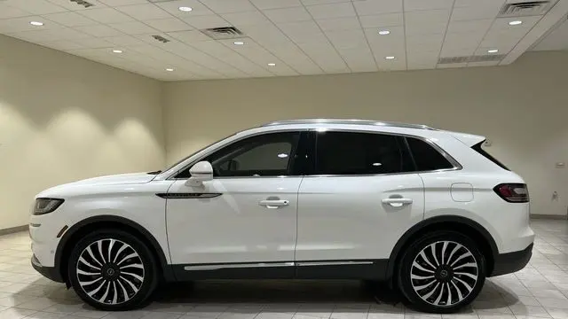 2022 Lincoln Nautilus Black Label